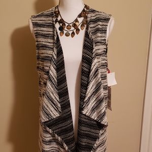 Ruby Rd. Cardigan sleeveless.